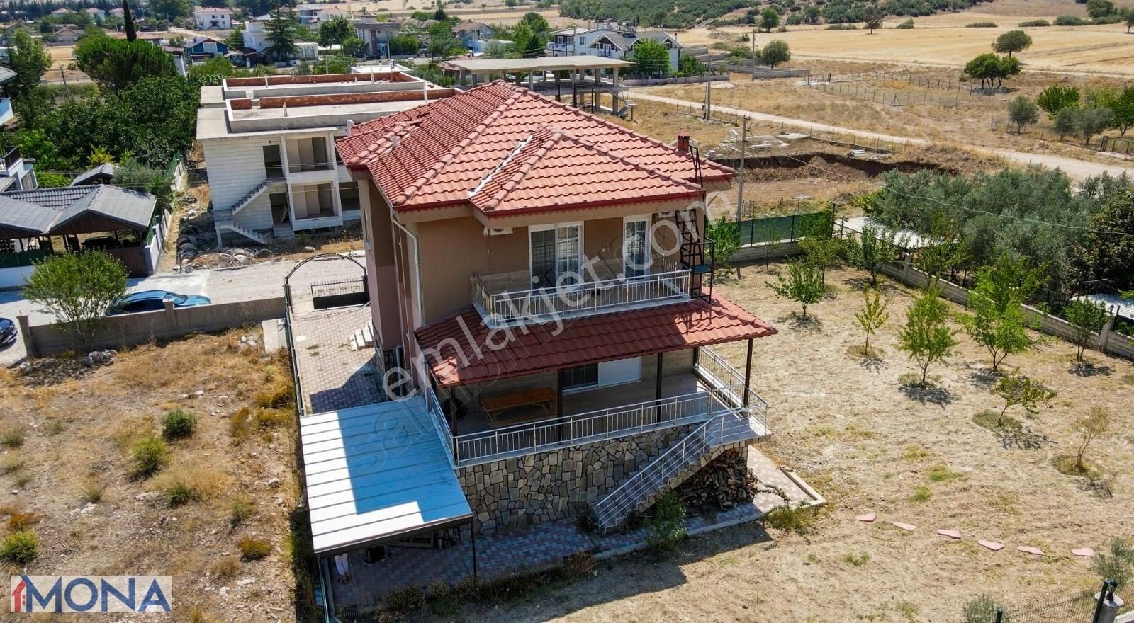 Döşemealtı Bademağacı Satılık Villa Döşemealtı Bademağacında Satılık 4+1 Müstakil Villa