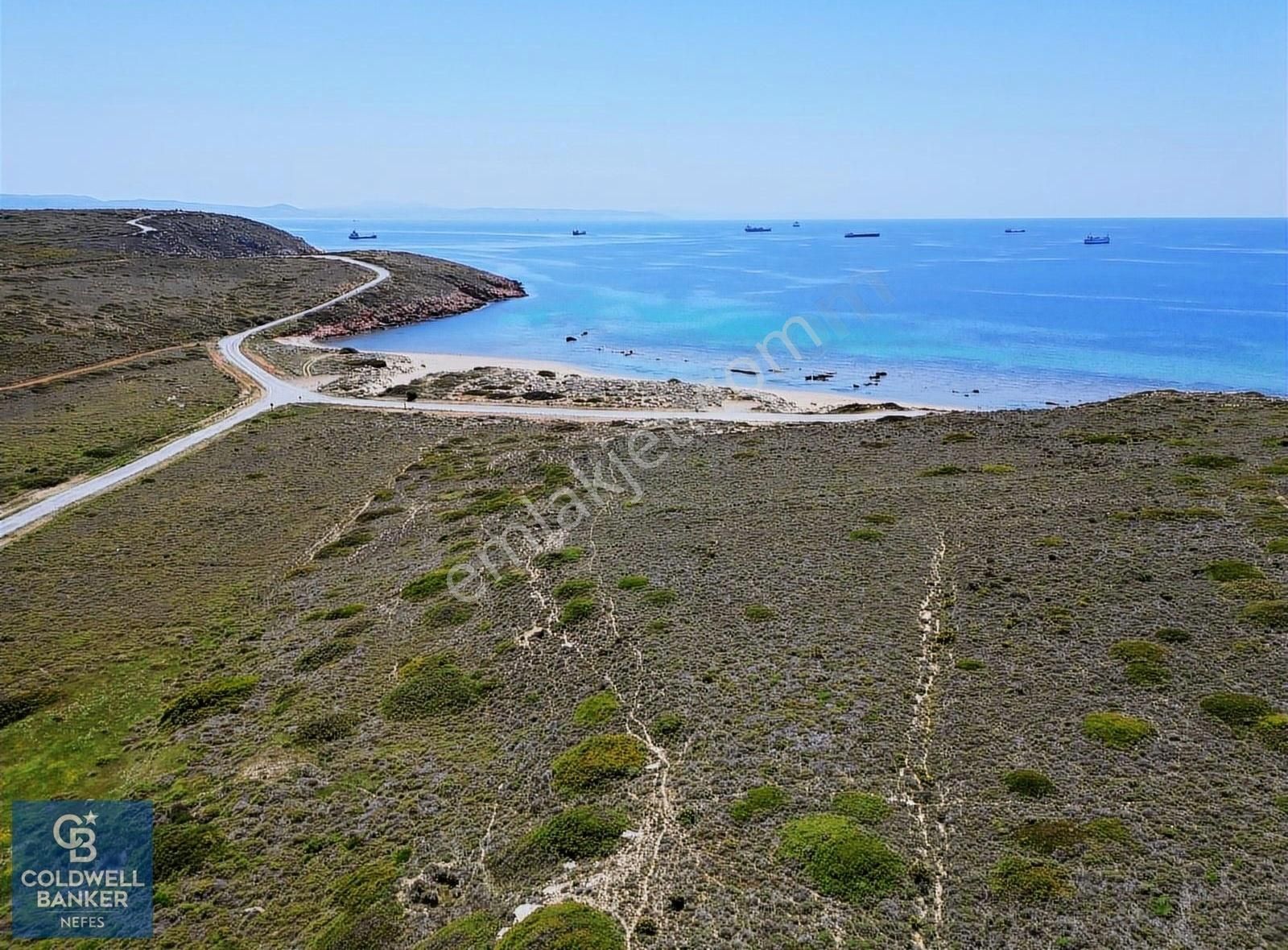 Bozcaada Alaybey Satılık Tarla ÇANAKKALE BOZCAADA AYANA KOYUNDA DENİZ MANZARALI 240 m2 ARSA