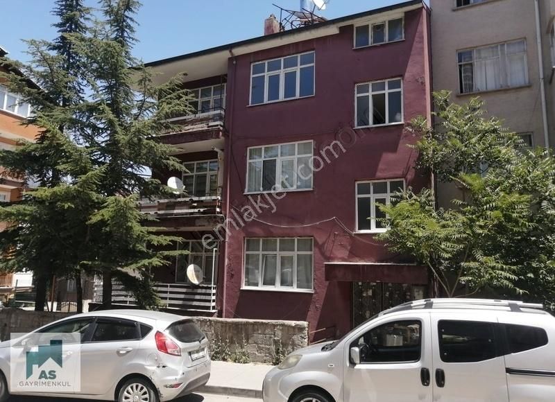 Isparta Merkez Pirimehmet Satılık Daire ÇARŞI MERKEZ DE TEK DAİRE FİYATINA SATILIK İKİ DAİRE