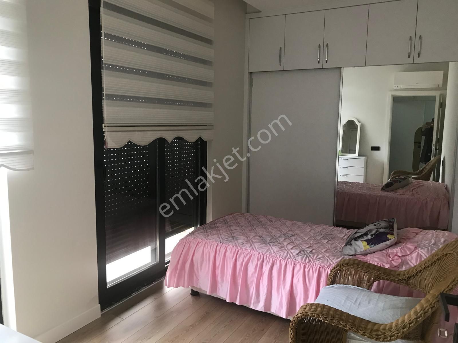 Yerden Isıtmalı Merkezde Dublex 4+1 Yeni Bina Havuzlu Güvenlikli - Görsel 14