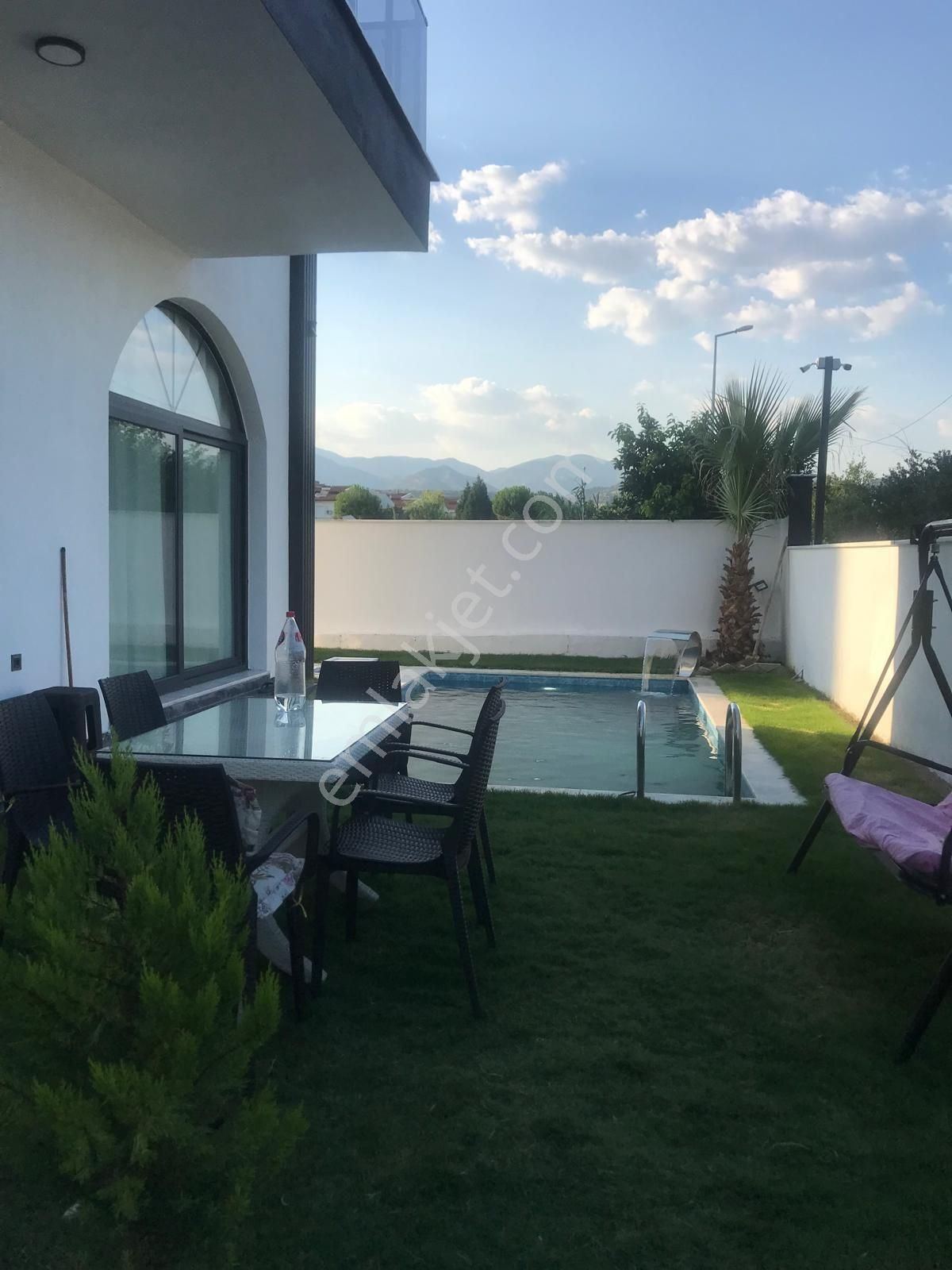 Nazilli Dallıca Satılık Villa Safir Gayrimenkulden Nazilli Dallıca Mah. 4+1 Yerden Isıtmalı 420m2 Lux Satılık Villa