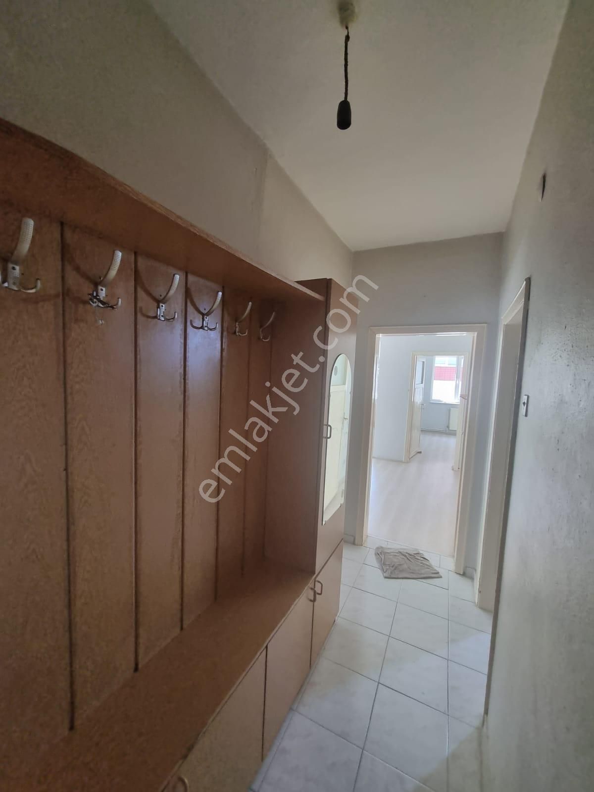 Tepebaşı Sütlüce Kiralık Müstakil Ev  O-741 ULUZAFER CADDESİ ÜZERİNDE KİRALIK 3+1 MÜSTAKİL EV