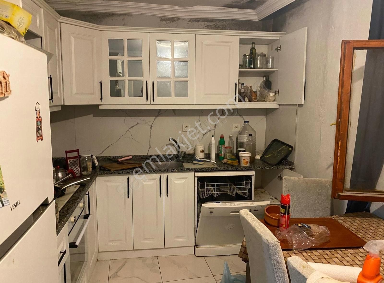 Adapazarı Yağcılar Satılık Daire YAĞCILAR MAH. 2 KATLI 1. KAT 3+1 SATILIK DAİRE