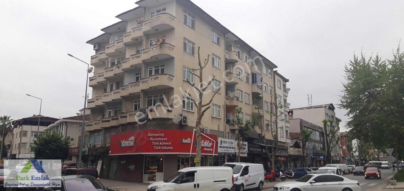 Adapazarı İstiklal Satılık Daire Park Emlak'tan Merkez Mahmudun Fırını Karşısı 3+1 Satılık Daire