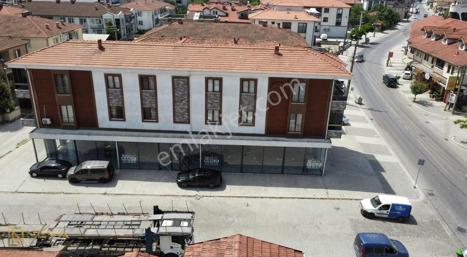 Adapazarı Tepekum Kiralık Dükkan & Mağaza ADAPAZARI TEPEKUM MAH. KİRALIK 200 M2 ANA CADDE ÜZERİ DÜKKAN