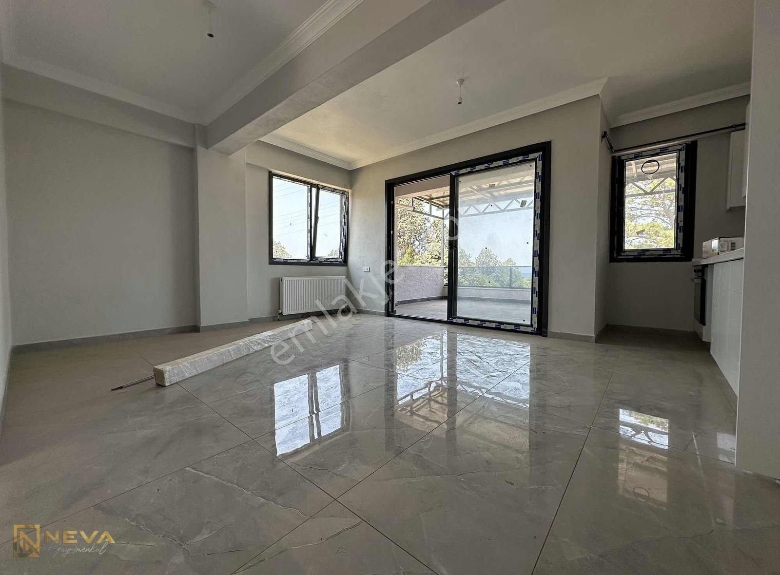 Kandıra Cebeci Satılık Daire KANDIRA CEBECİ MAH. SATILIK 3+1 130 M2 DUBLEX DAİRELER.