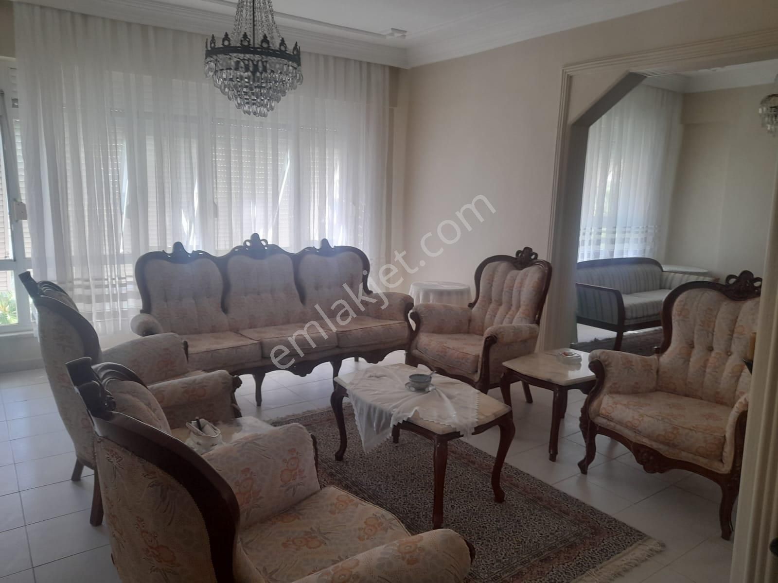 Alanya Cumhuriyet Kiralık Daire  ALANYA CUMHURİYET MAH.DENİZE 100 MT.EŞYALI KİRALIK 3+1 DAİRE