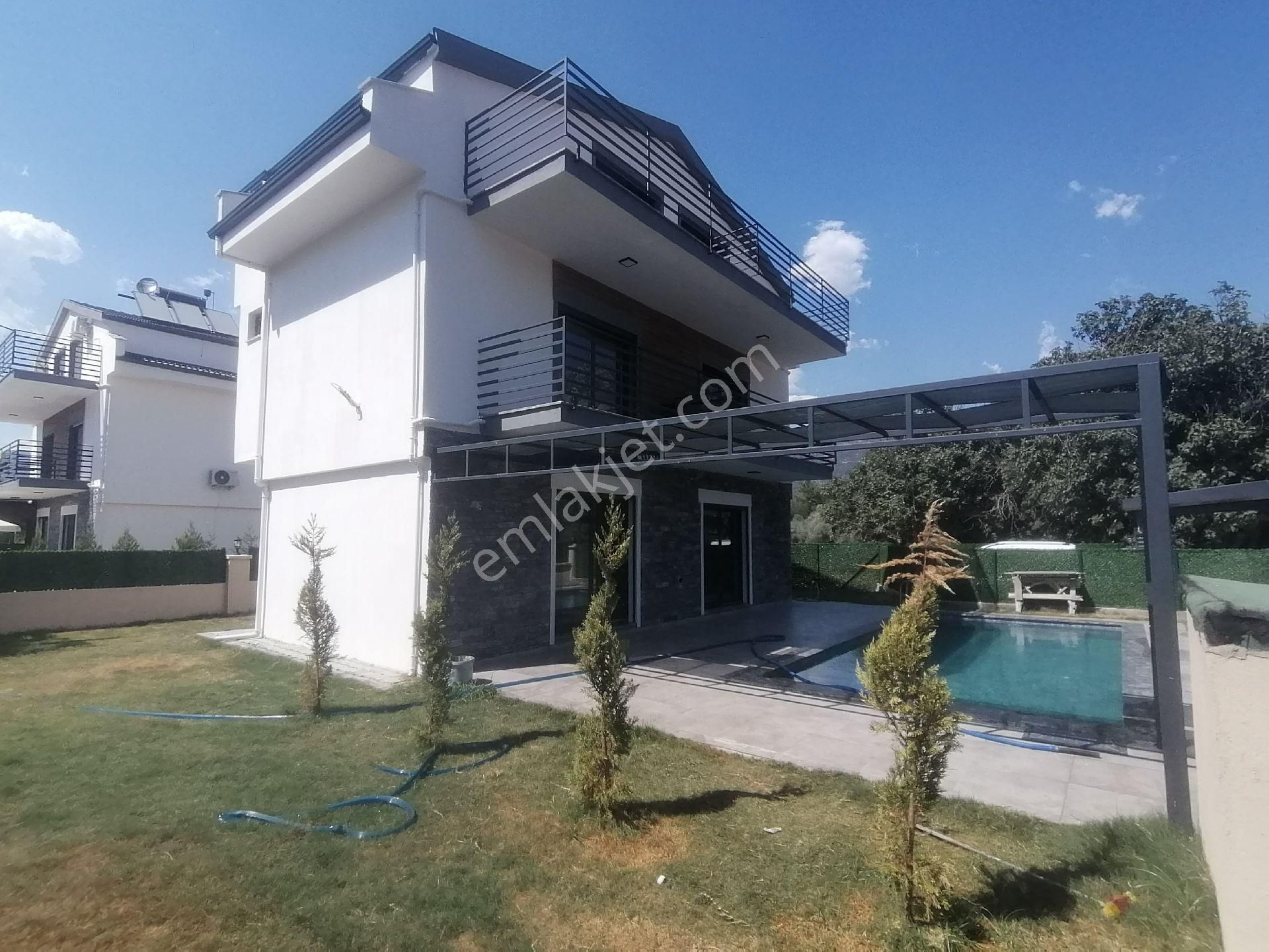 Fethiye Yeşilüzümlü Satılık Daire Üzümlüde Satilik villa