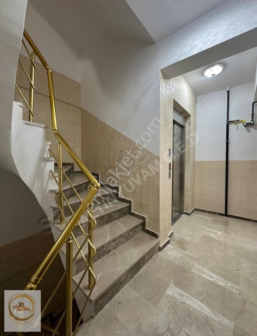 Bağcılar Çınar Mahallesi 2+1 Satılık 0 Daire 100 M2 !!! - Görsel 14