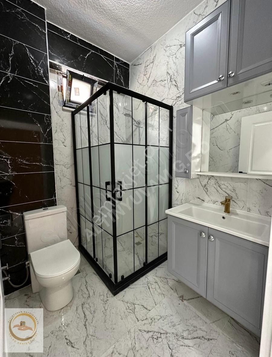 Bağcılar Çınar Mahallesi 4 Katlı Komple Satılık Bina !!! - Görsel 22