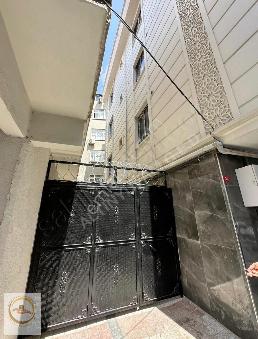 Bağcılar Çınar Mahallesi 4 Katlı Komple Satılık Bina !!! - Görsel 10