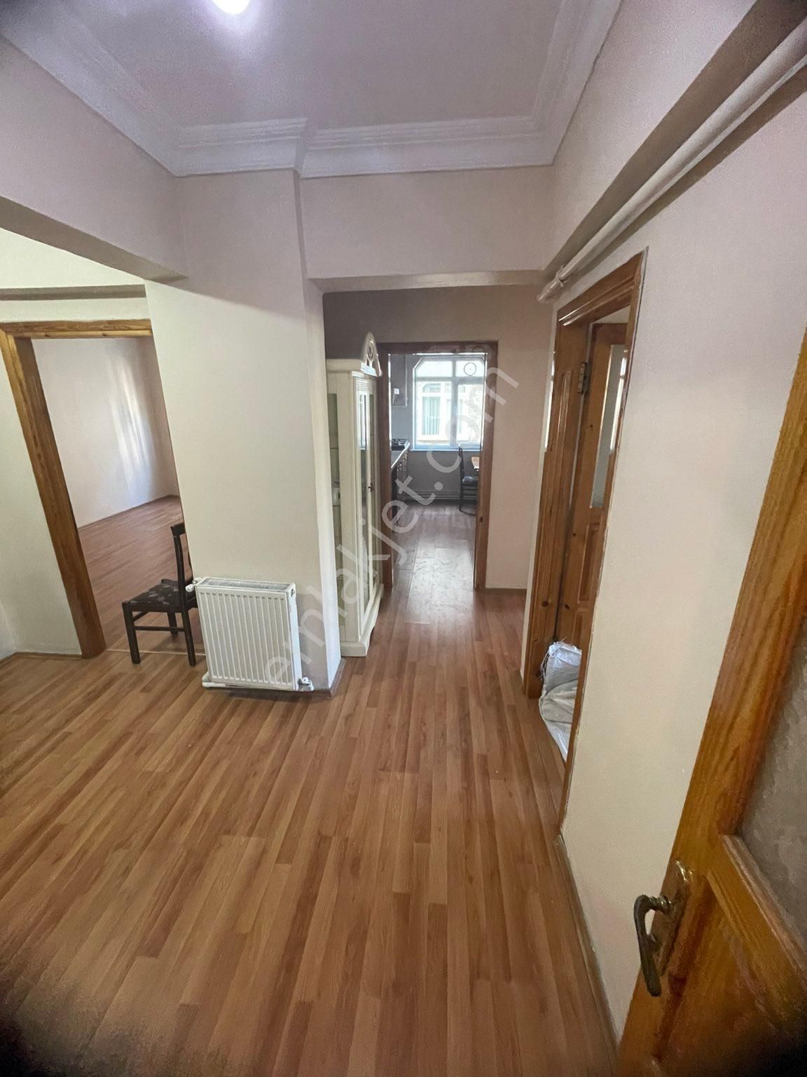 Sultangazi Sultançiftliği Kiralık Daire RENKLİ EMLAK DA SULTANÇİFTLİĞİ MAH 2+1 95m2 KİRALIK DAİRE