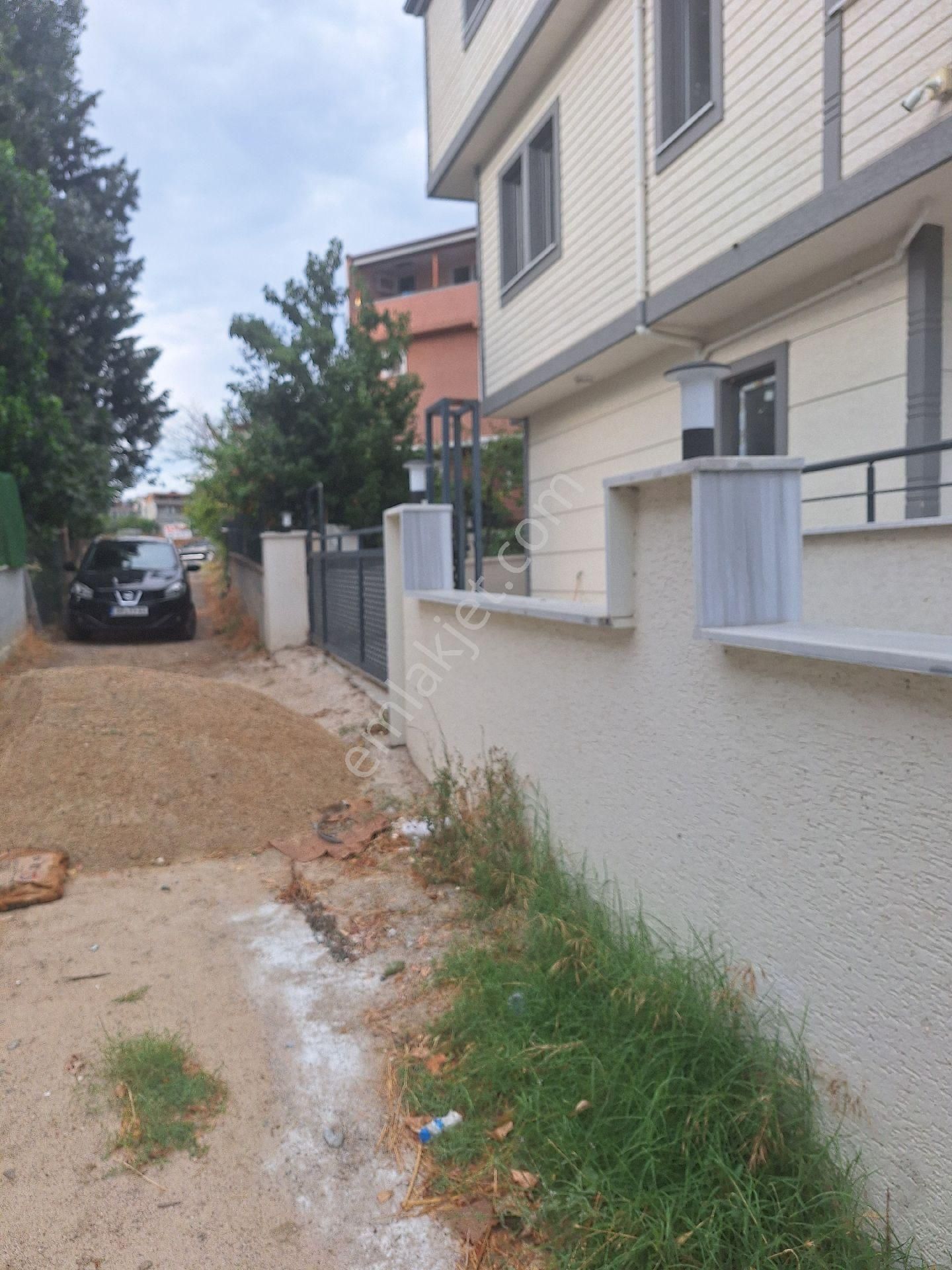 Marmaraereğlisi Yeniçiftlik Satılık Villa Müstakil villa