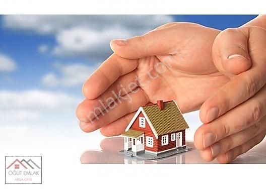 Karşıyakada Merkezde Etrafı Çevrili Kaçmaz Köşe Parsel... - Görsel 3