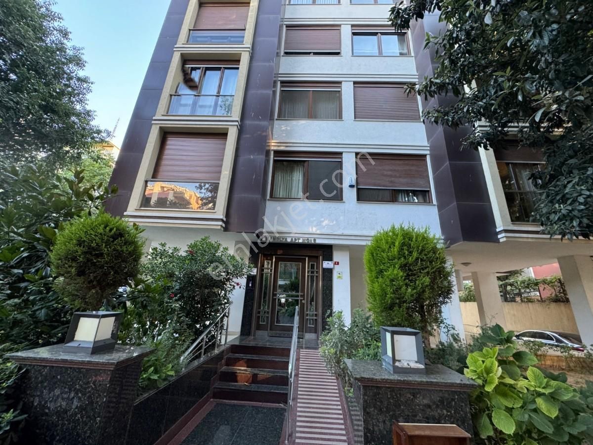 Kadıköy Göztepe Satılık Daire TURYAP GÖZTEPE DEN KADIKÖY GÖZTEPE 3+1 SATILIK DAİRE