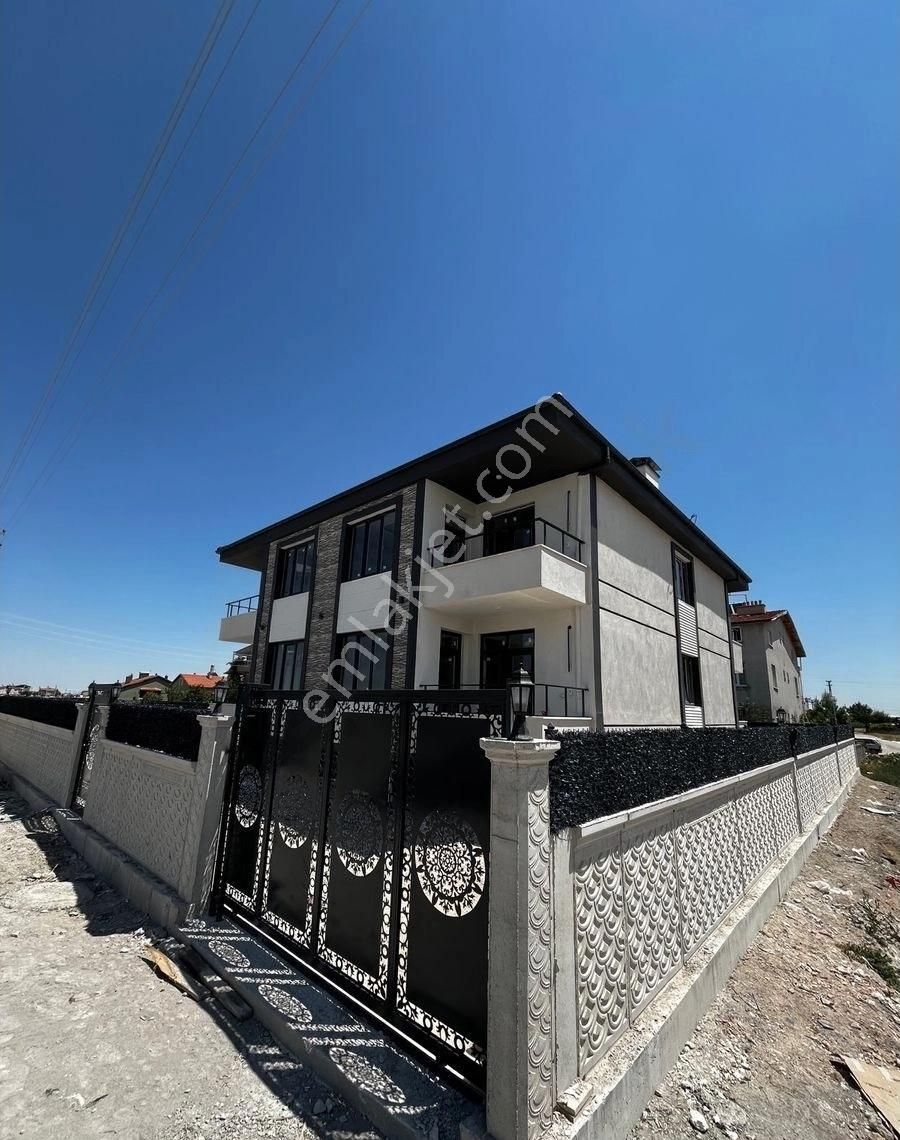 Meram Alakova Satılık Daire ALAKOVA CADDE ÜZERİ SIFIR LÜKS 2+1 SATILIK DAİRE