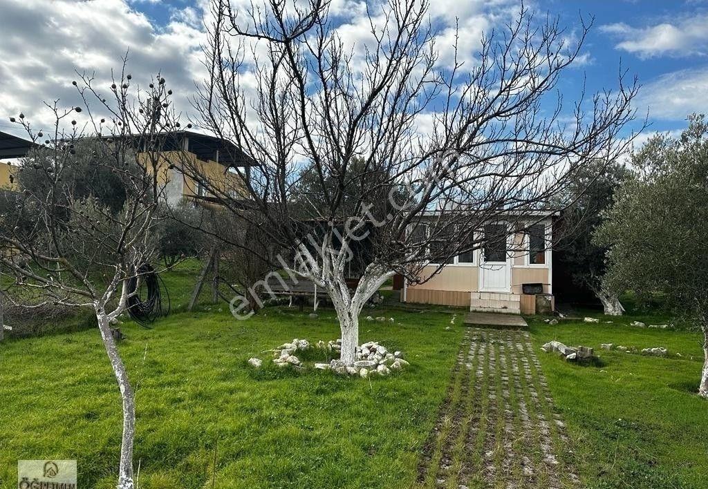 Menderes Oğlananası Atatürk Satılık Konut İmarlı Öğretmen Emlaktan Oğlananasında Villa Yapımına Uygun Tek Tapu İmarlı Arsa