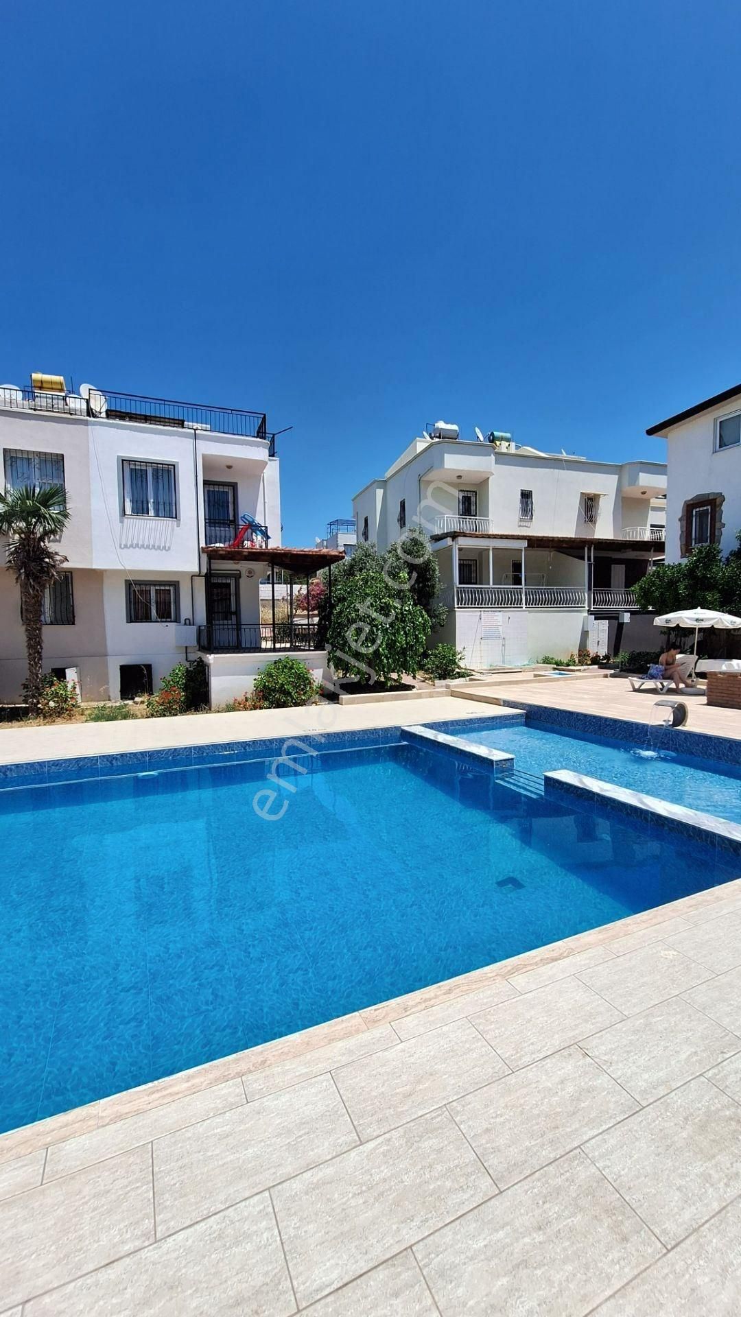 Kuşadası Kadınlar Denizi Satılık Villa Kuşadası Merkezde Satılık 4+1 Geniş Villa