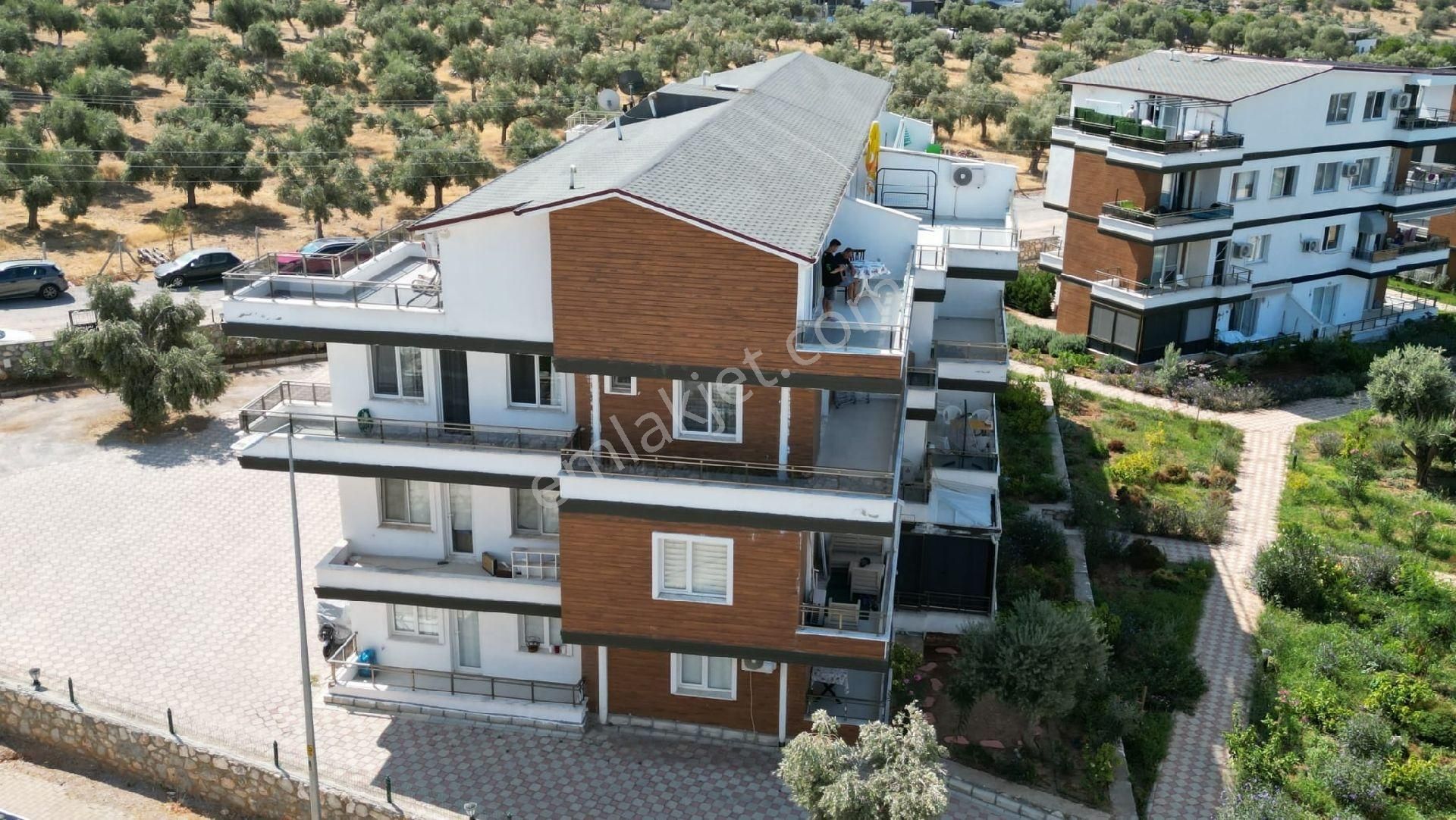 Didim Akbük'te Bakımlı Site İçinde Eşyalı 3+1 Dubleks Daire