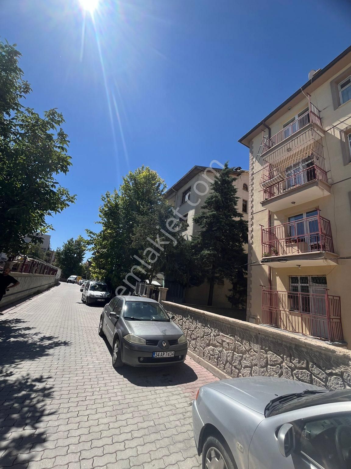 Selçuklu Işıklar Satılık Daire DİLTAŞ OKULUNUN YANINDA 3+1 SATILIK DAİRE