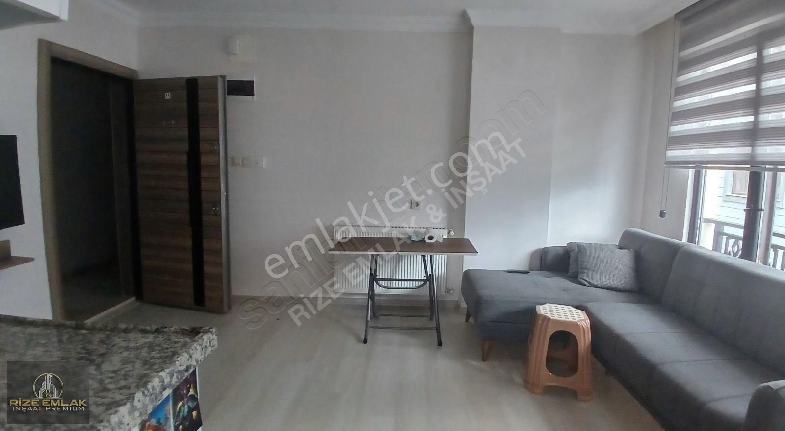 Rize Merkez Kaplıca Kiralık Daire DOSMA AT MEYDANINDA 1+1 FULL EŞYALI KİRALIK !!