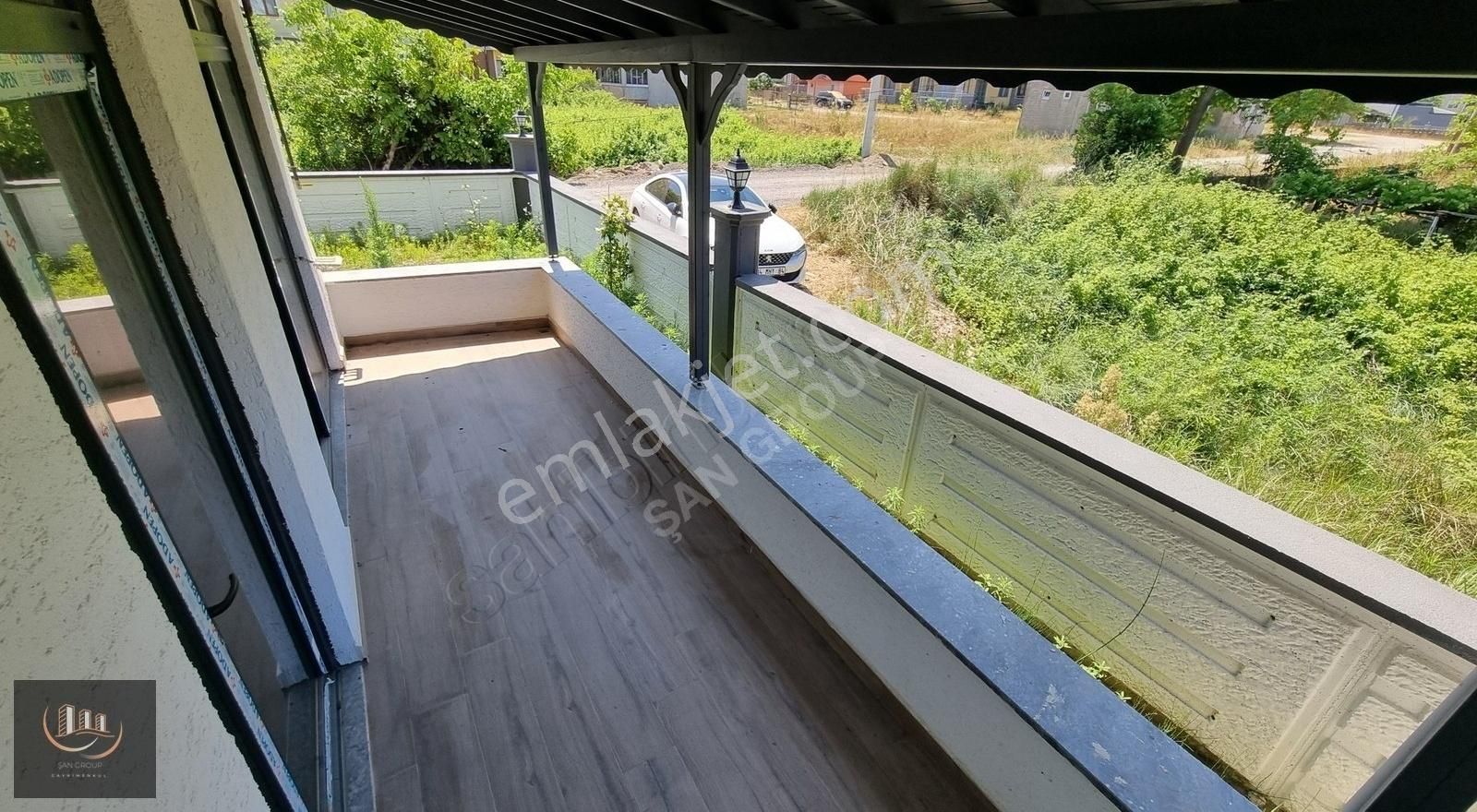 İstanbul'un Arka Bahçesinde Deniz Manzaralı Kale ! - Görsel 9