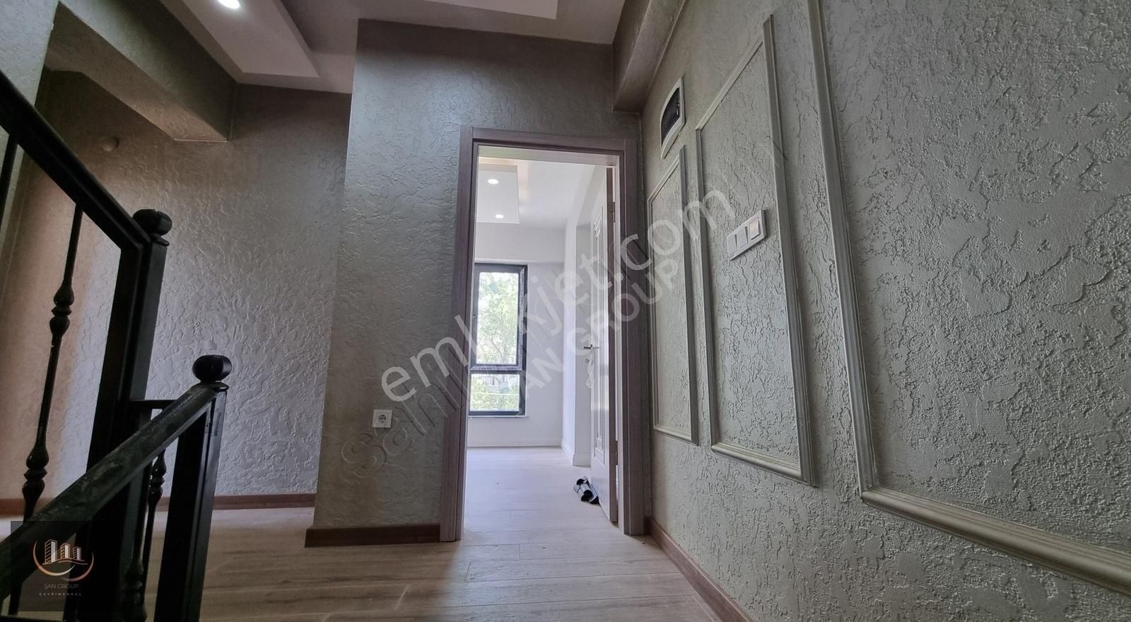 İstanbul'un Arka Bahçesinde Deniz Manzaralı Kale ! - Görsel 5