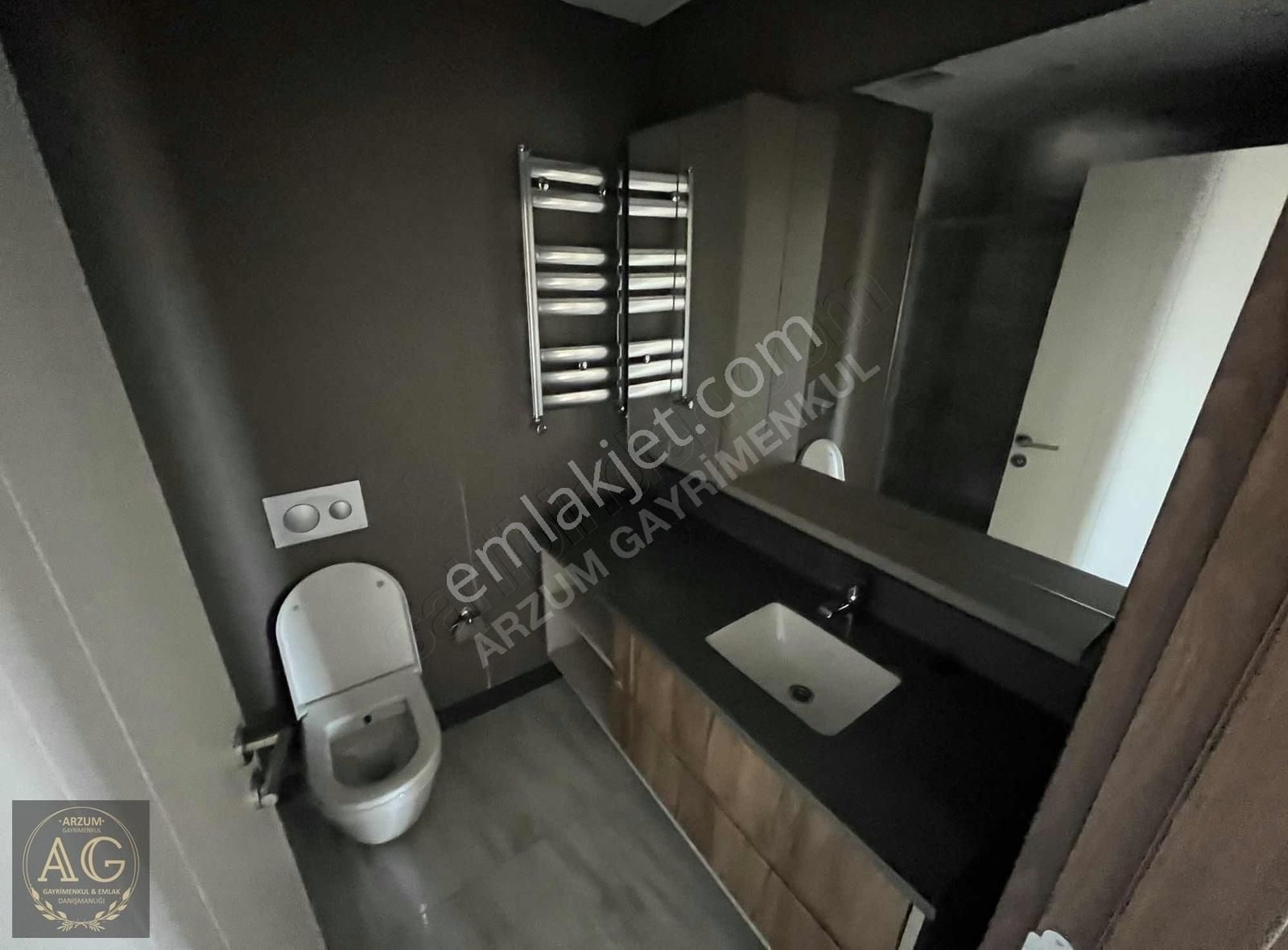 Başakşehir Bahçeşehir 2. Kısım Satılık Daire Tual Bahçekent 170m2 5.parsel Boş Satılık 3+1 Daire 6.000.000tl