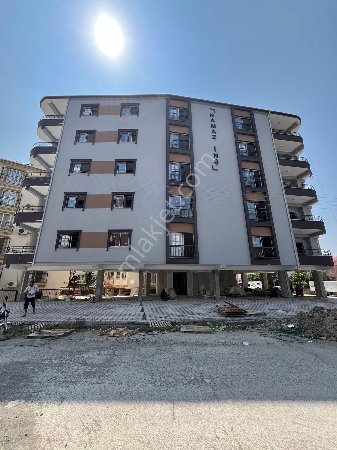 Osmaniye Merkez Cumhuriyet Satılık Daire AKDENİZ REFORM’DAN 2+1 ARAKAT SIFIR SATILIK DAİRE