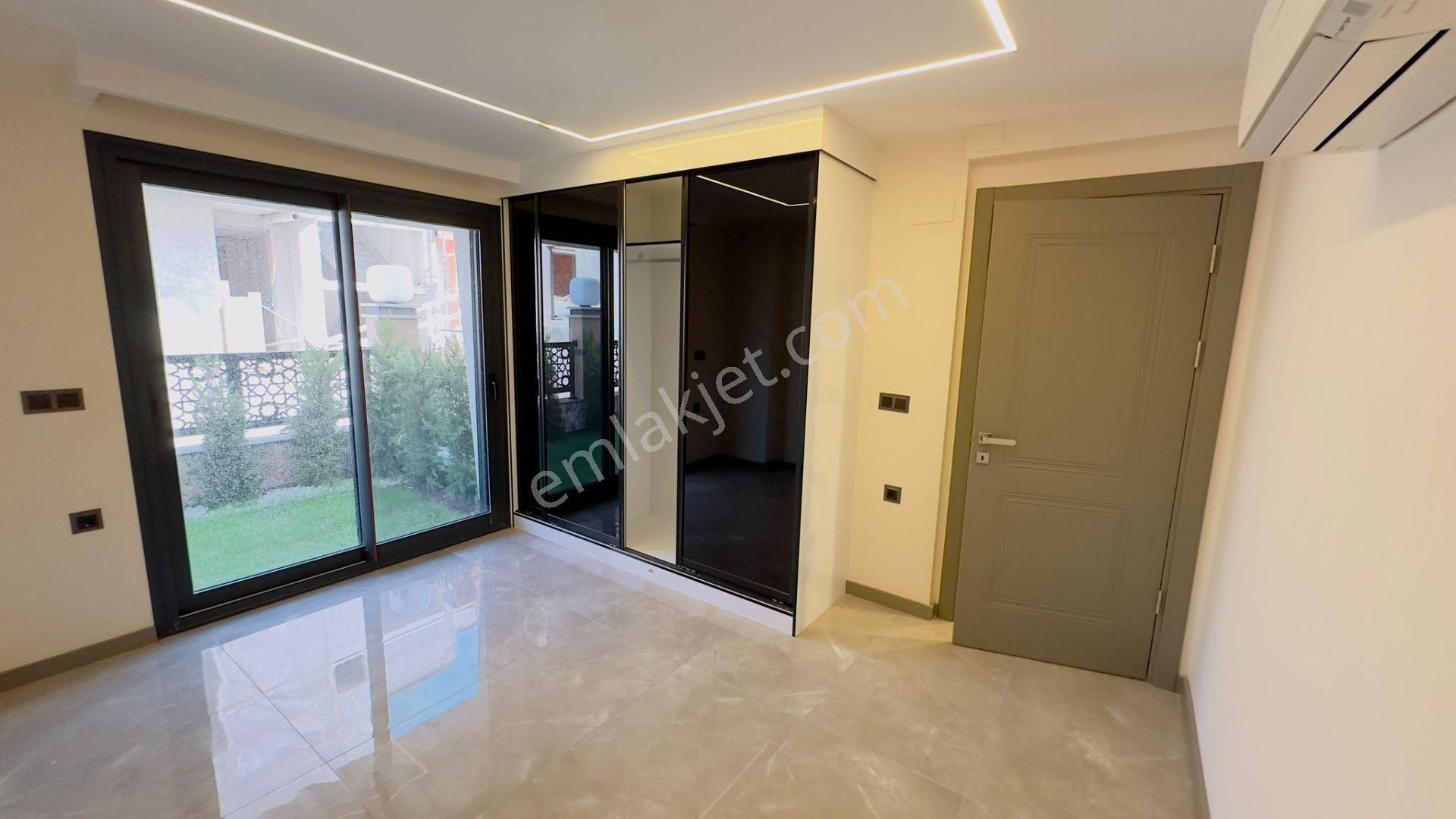 Manzara-özel Havuz-kapalı Otopark-hamam-sauna-500 M2 Bahçe -ultr Lüx-akıllı Ev-tamamı Müstakil - Görsel 31