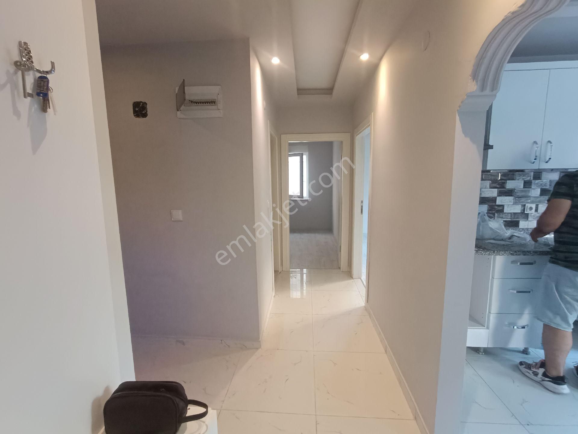 Kepez Erenköy Kiralık Daire  Memur şartı Şehir Hastanesine yakın Erenköy Zemin Kat 2+1