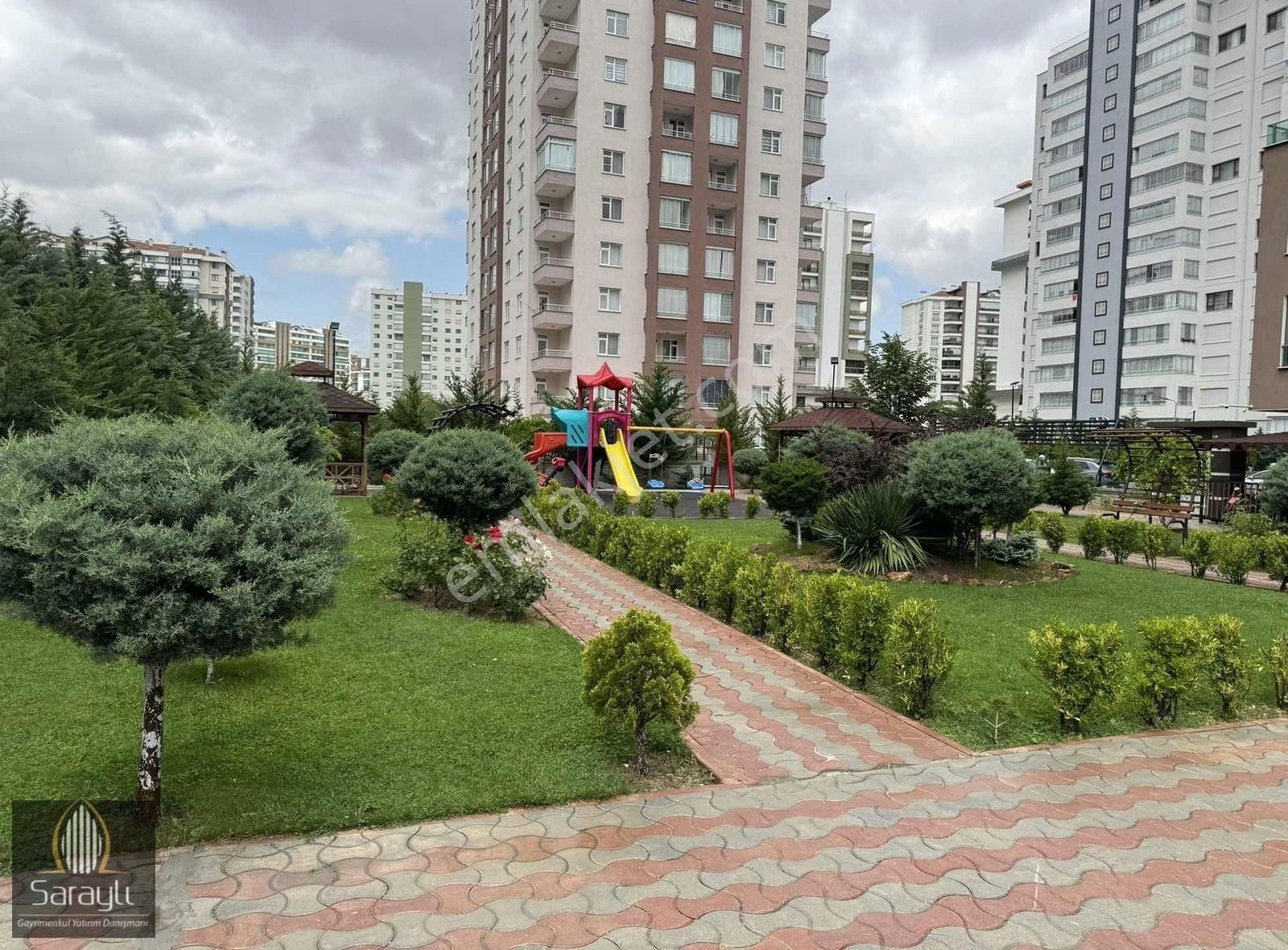 Selçuklu Şeker Satılık Daire SARAYLI'DAN SELÇUKLU ŞEKER MAHALLESİ ARA KAT SATILIK 4+1 DAİRE