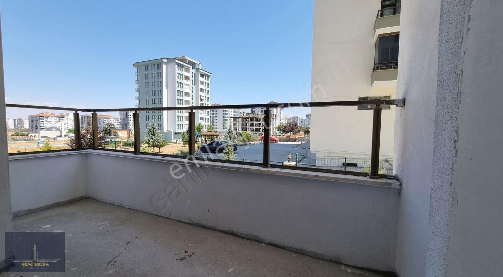 Yeşilyurt Tecde Satılık Daire GÜNGÖR CADDESİNDE HASARSIZ SATILIK 3+1