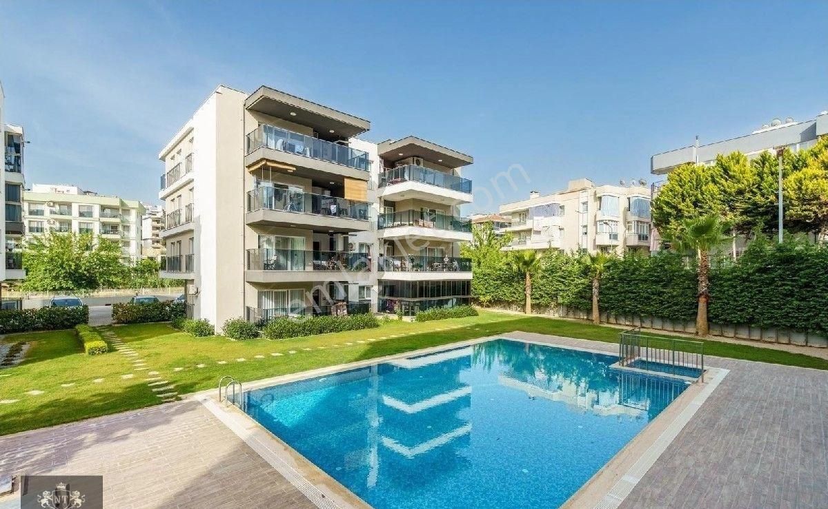 Kuşadası İkiçeşmelik Satılık Daire KUŞADASI OTOGAR ARKASİ ARAÇ TAKASLI 2+1 SATILIK DAİRE