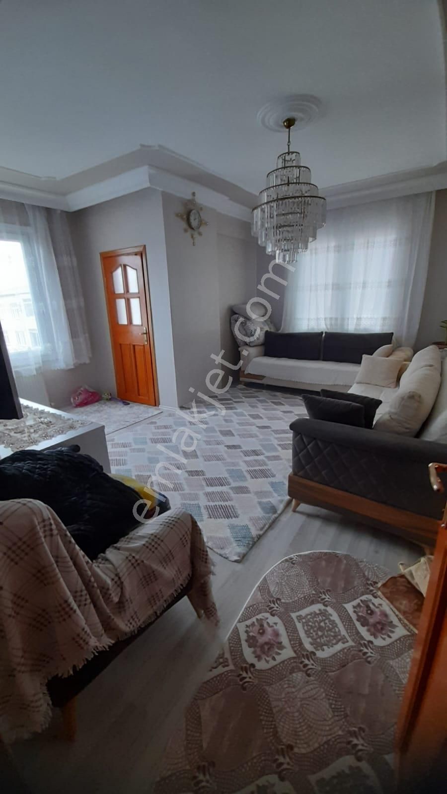 Pendik Çamçeşme Satılık Daire  HATUN GAYRİMNEKULDEN ÇAMÇEŞMEDE 3+1 SATILIK DAİRE MİSAKİ MİLLİ CADDESİNE YAKIN