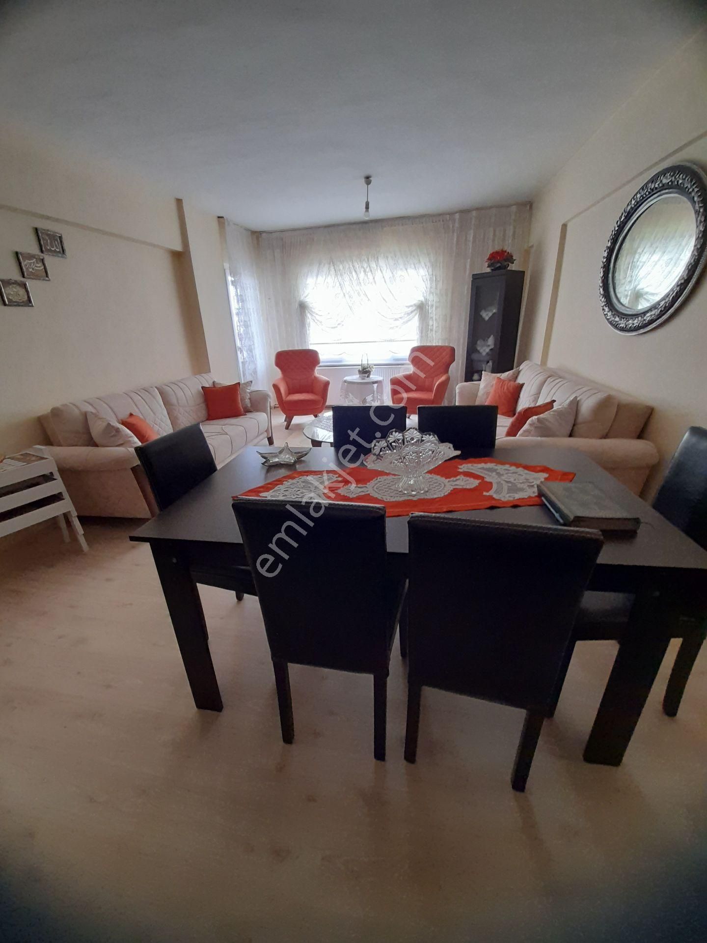 Pendik Çamçeşme Satılık Daire  HATUN GAYRİMENKUL'DEN ÇAMÇEŞME'DE 3+1 SATILIK DAİRE E5YANI ASANSÖRLÜ