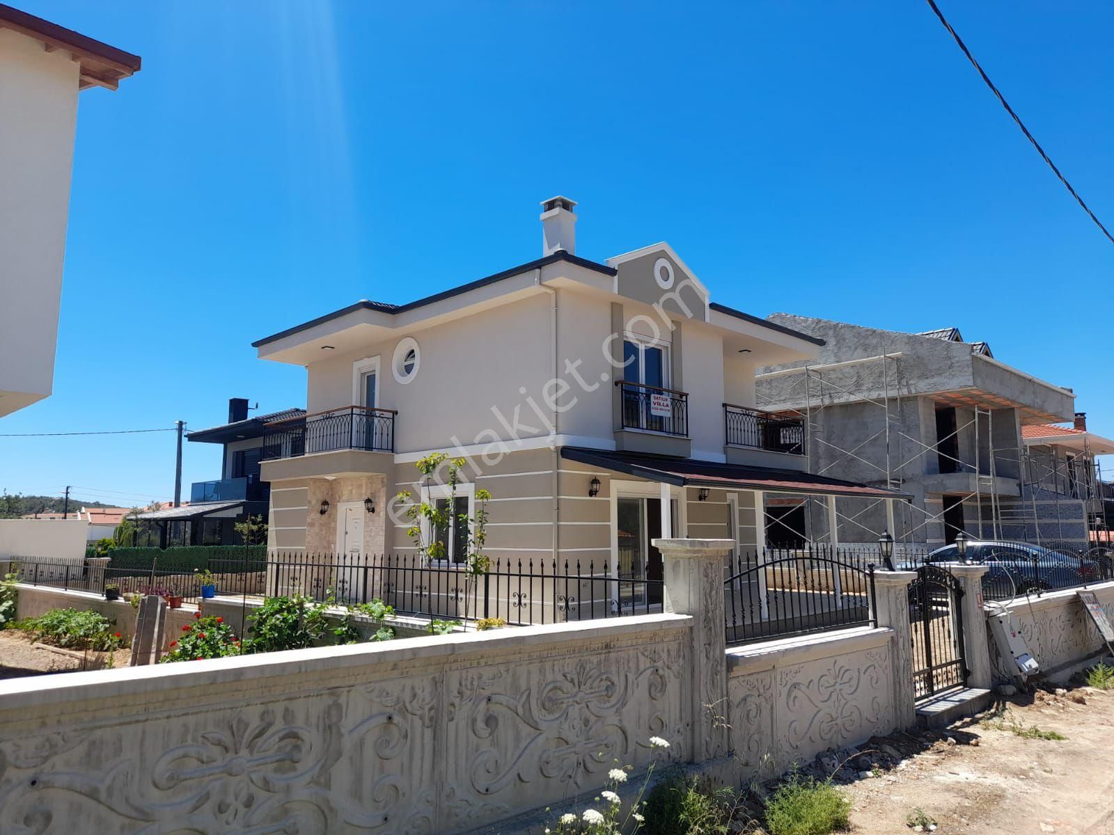 Ayvalık Küçükköy Satılık Villa BALIKESİR AYVALIK KÜÇÜK KÖY GÜMRÜK TA SATILIK 4+1 VİLA TİRİBLEX 