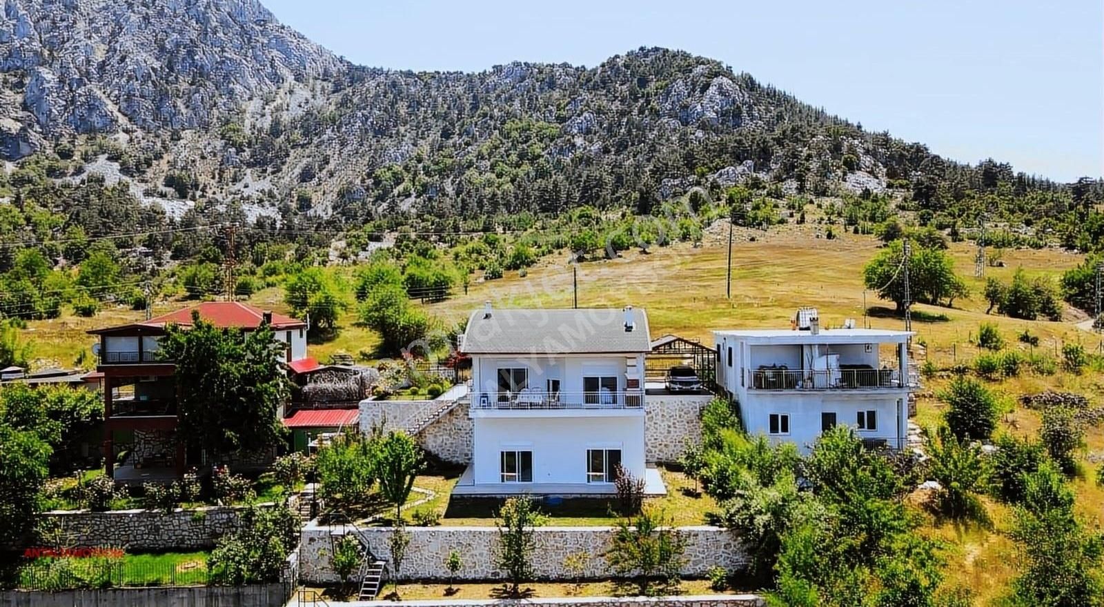 Konyaaltı Liman Satılık Yazlık ANTALYA KOZDAĞI YAYLASINDA EMSALSİZ YAZLIK MERKEZE 30 DAKİKA