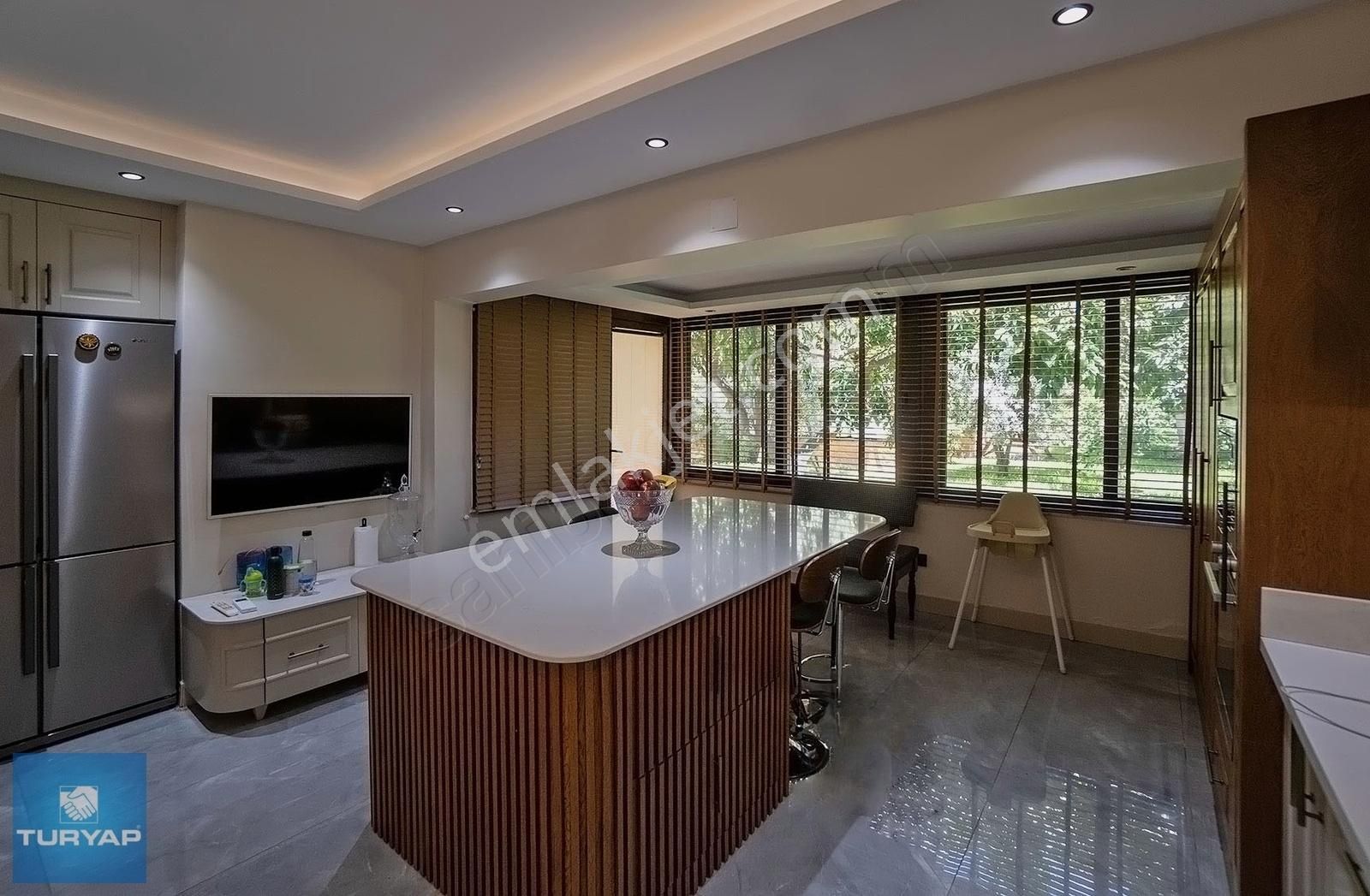 Turyap'tan Gama Konutları'nda 4+1 Süper Lüks Villa - Görsel 13