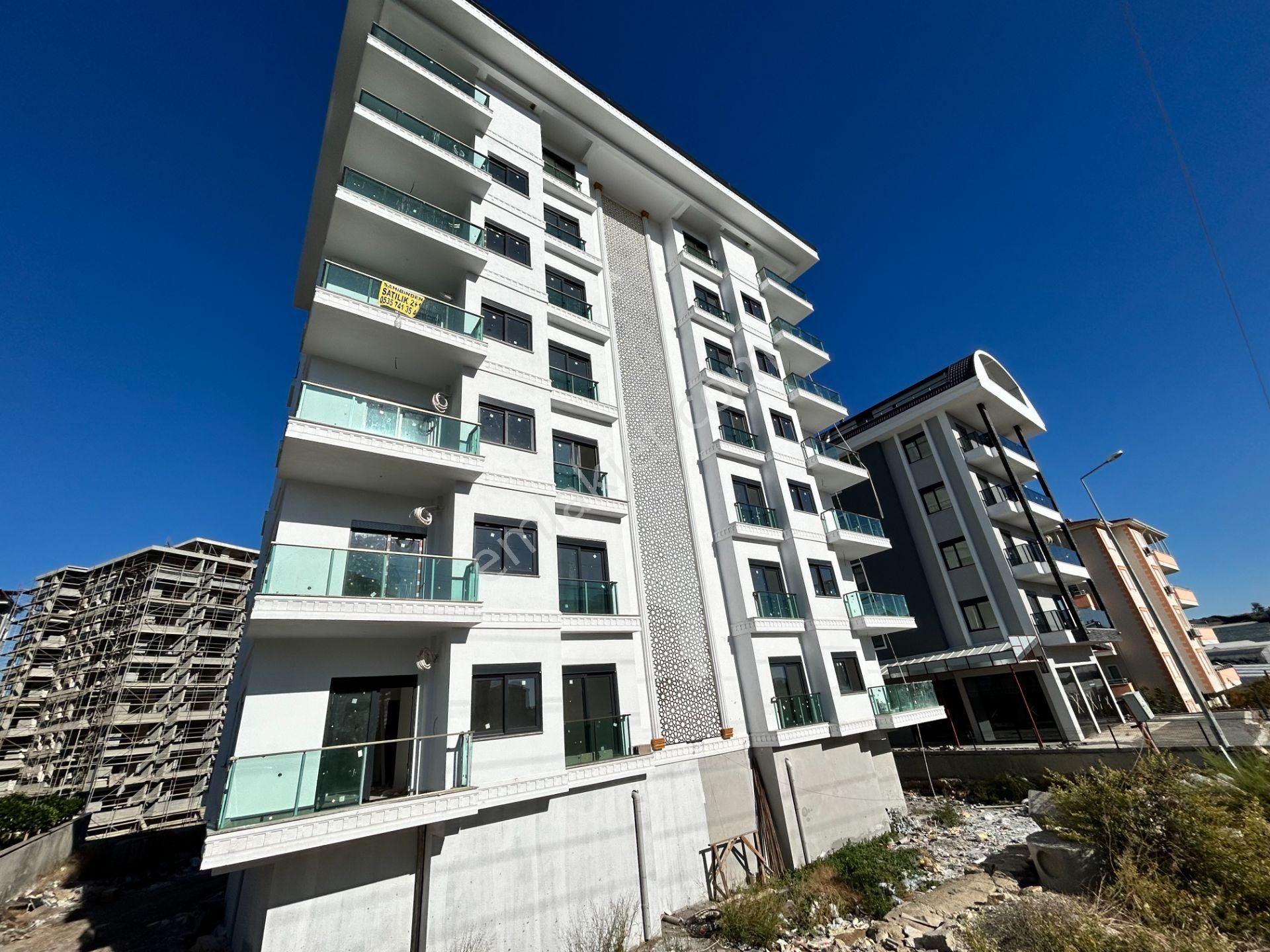 Alanya Avsallar'da Satlık 2+1 Site İçi Havuzlu Sıfır Lüks Daire