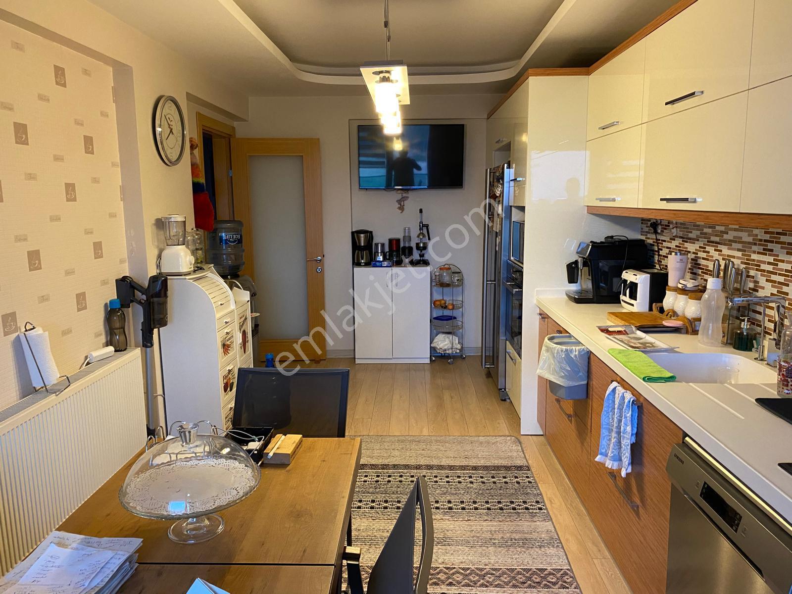 Koyuncu Group Tan Gaziemirde Site İçinde Geniş Ferah Satılık 4+1 Daire - Görsel 11