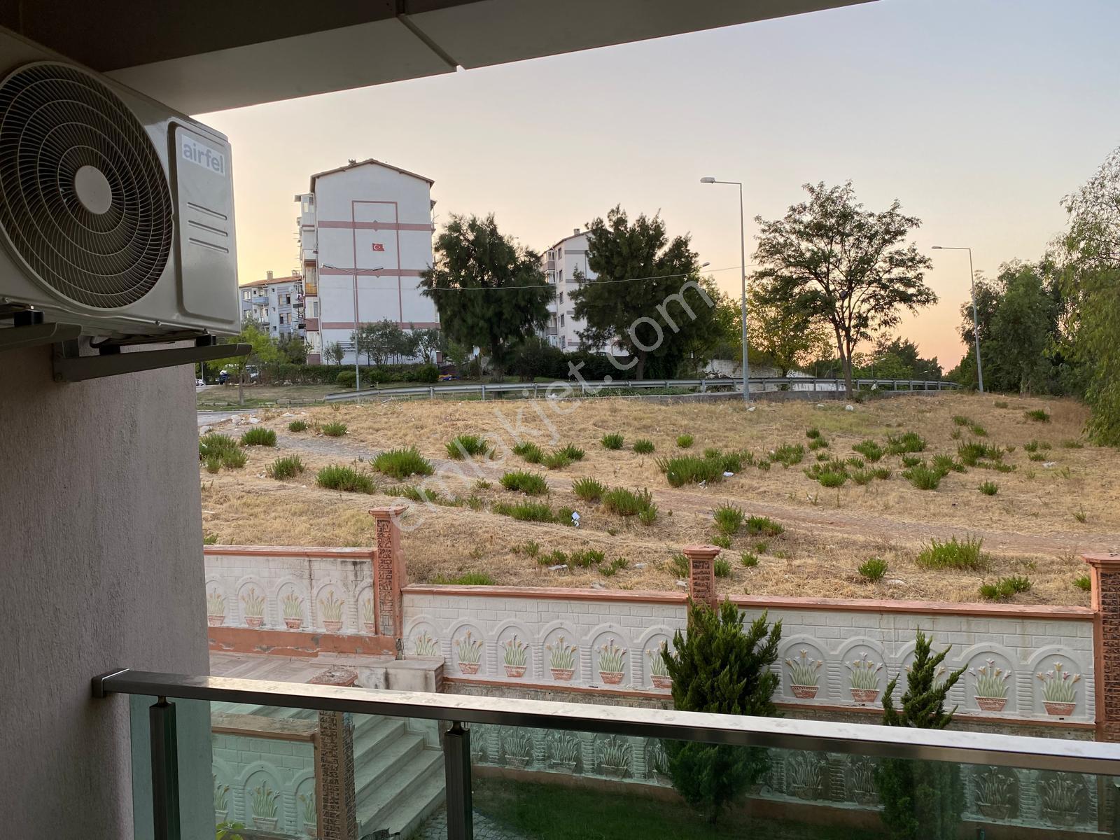 Koyuncu Group Tan Gaziemirde Site İçinde Geniş Ferah Satılık 4+1 Daire - Görsel 17