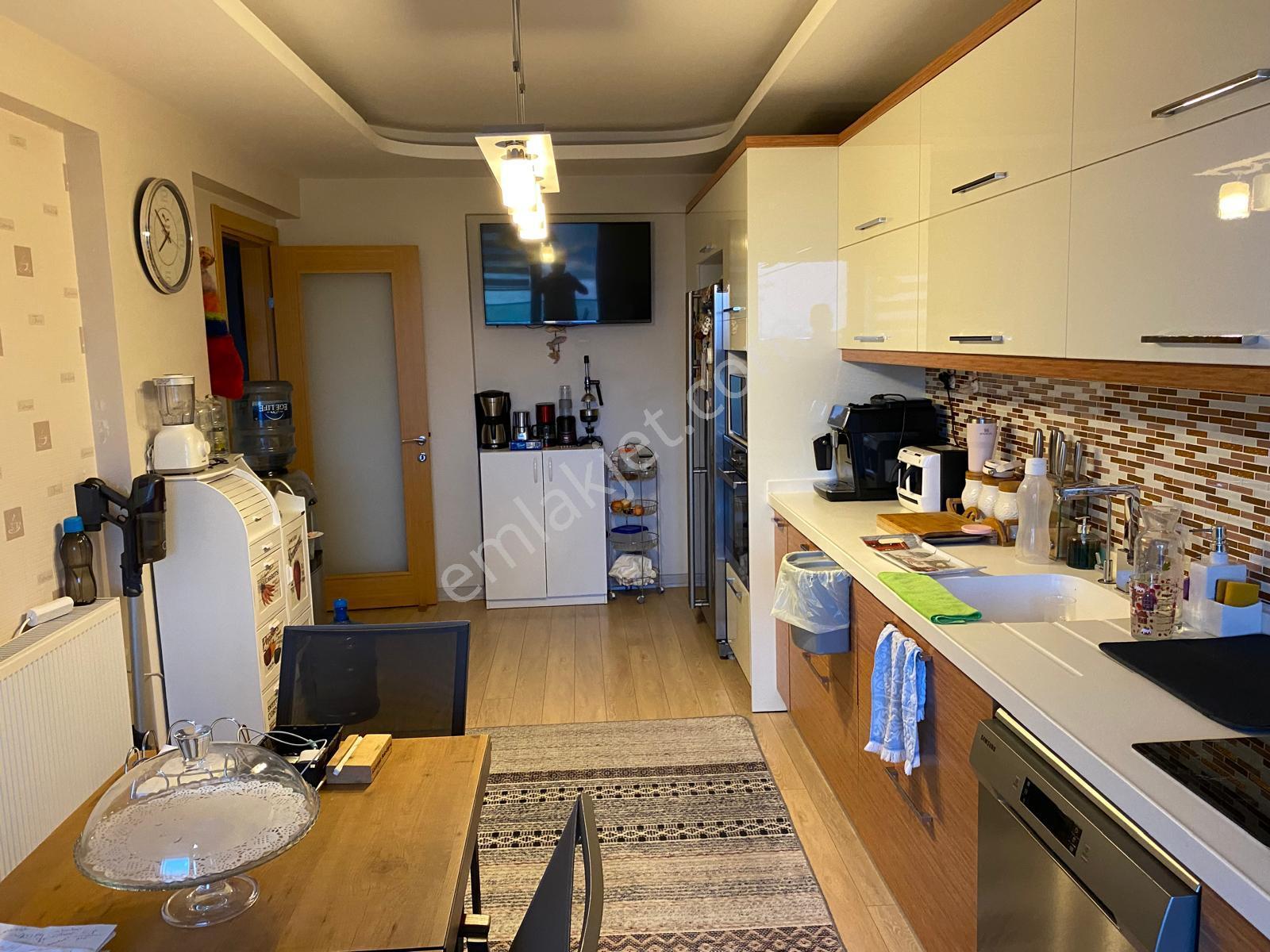 Koyuncu Group Tan Gaziemirde Site İçinde Geniş Ferah Satılık 4+1 Daire - Görsel 8