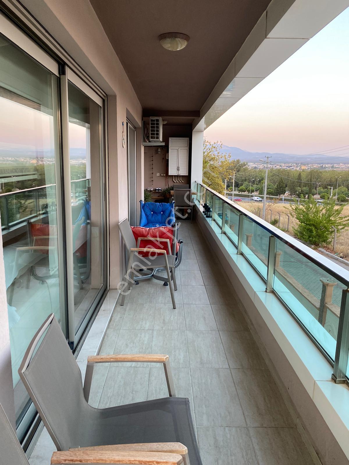 Koyuncu Group Tan Gaziemirde Site İçinde Geniş Ferah Satılık 4+1 Daire - Görsel 22