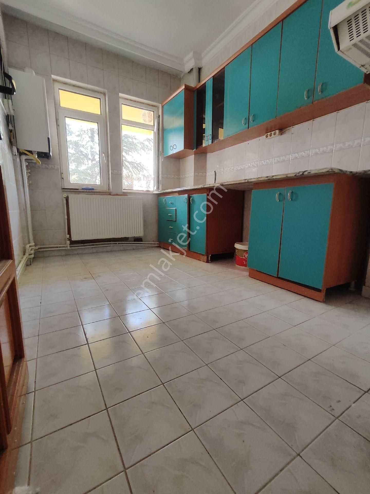 Polatlı Şehitlik Kiralık Daire POLATLI ŞEHİTLİKTE 3+1/110MK. ARA KAT KİRALIK DAİRE 