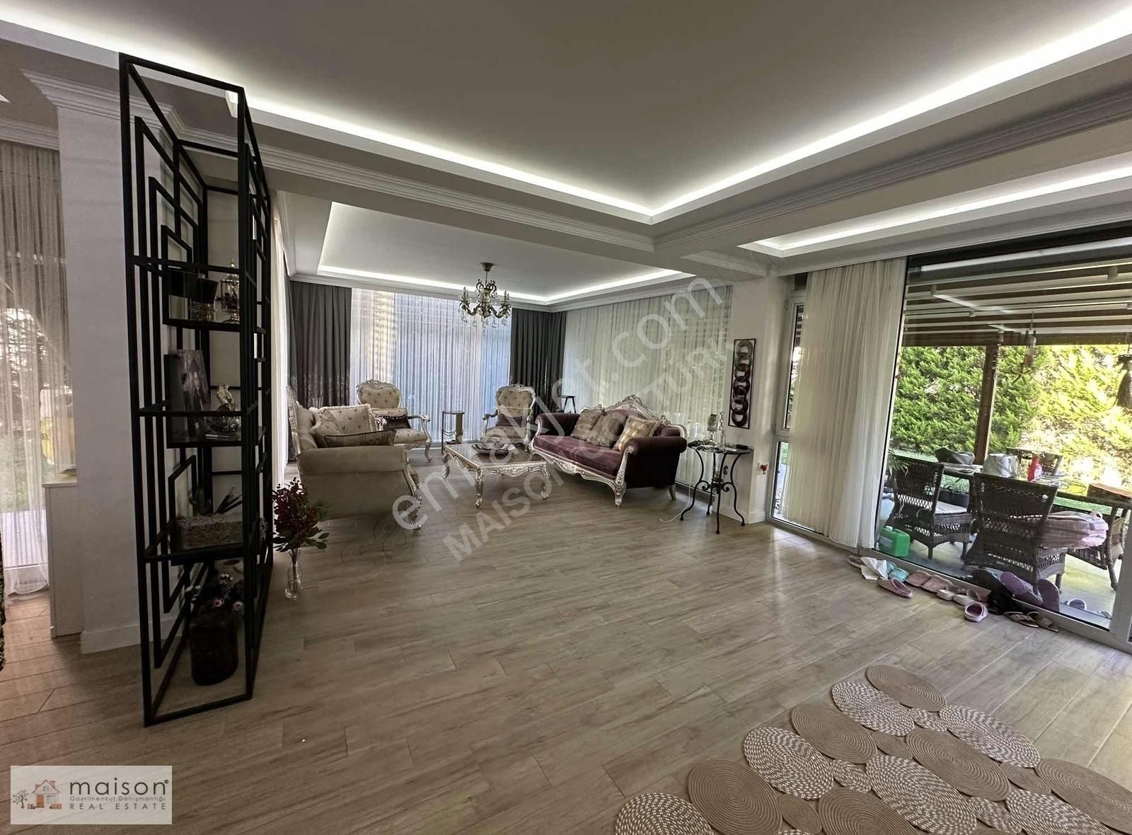 Maıson Göktürk Davutpaşa'da Satılık 8+2 Tam Müstakil Villa - Görsel 9