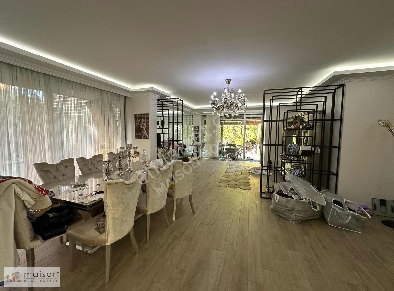 Maıson Göktürk Davutpaşa'da Satılık 8+2 Tam Müstakil Villa - Görsel 2