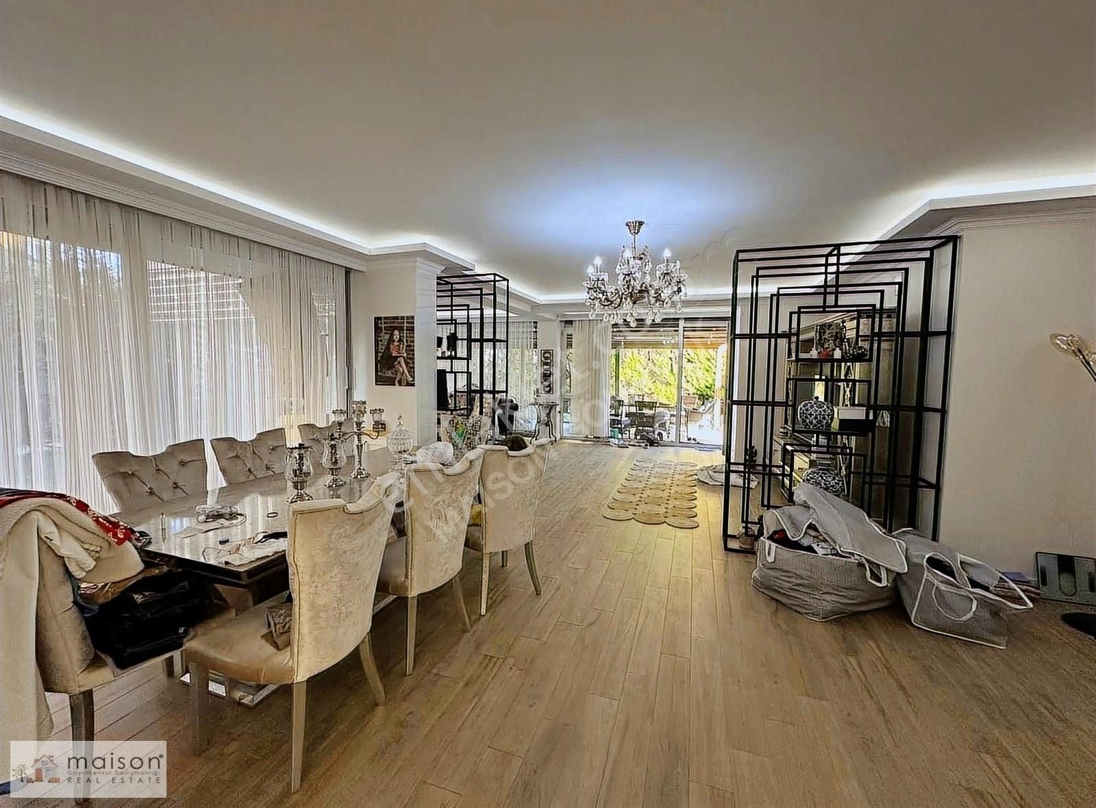 Maıson Göktürk Davutpaşa'da Satılık 8+2 Tam Müstakil Villa - Görsel 12