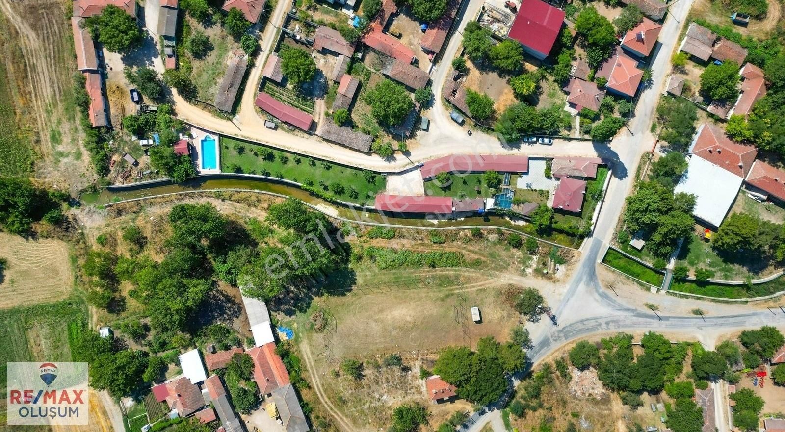 Vize Topçuköy Köyü Satılık Çiftlik Evi SUNA TABAKÇI'dan KIRKLARELİ TOPÇUKÖY 2000 m2 SATILIK ÇİFTLİK