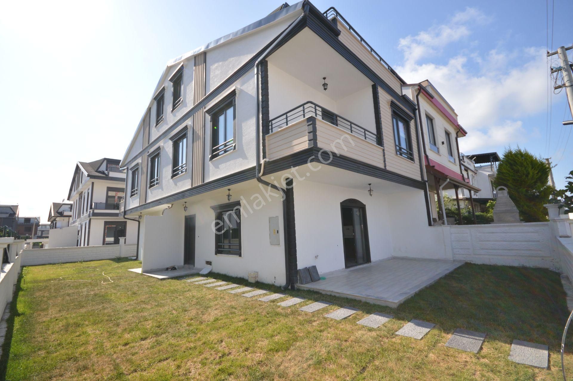 Kocaali Yalı Satılık Villa Kocaali De Geniş Bahçe İsteyenler !! İşte Hayellerdeki